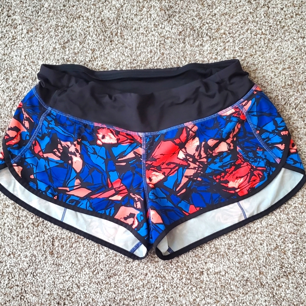 Lululemon Speed Up shorts